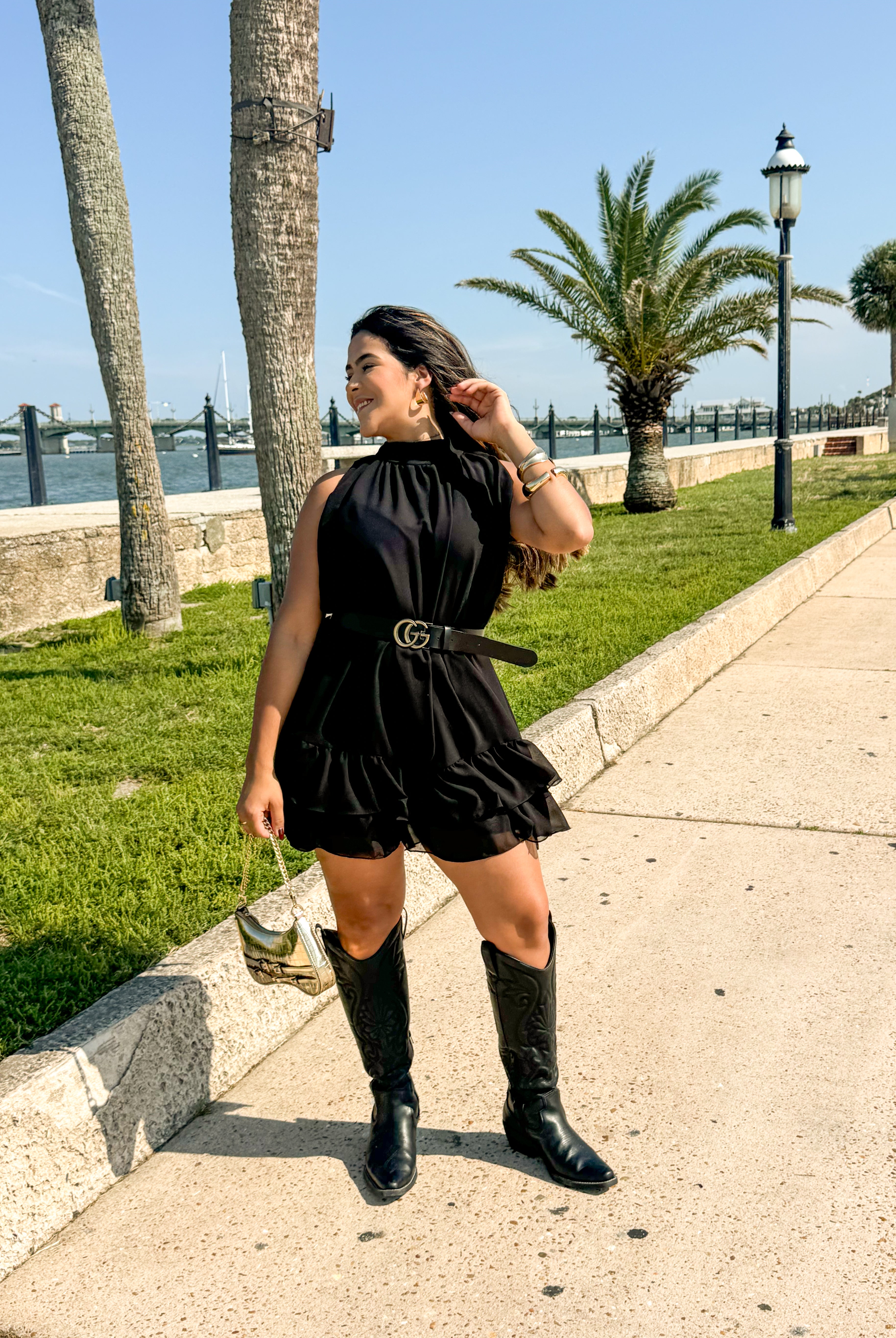 Vestido fluido com babados